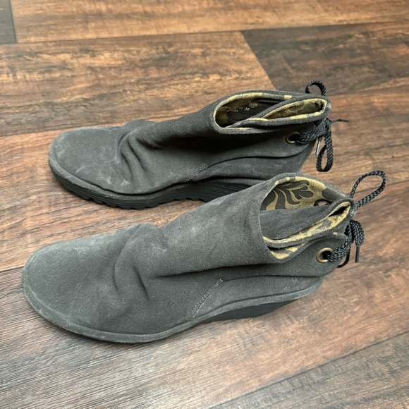 Fly London Ankle Booties Size 8 - Picture 7 of 10